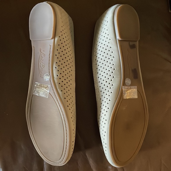 Lucky Brand Everlee Leather Perforated Ballet Flats Taupe 9M great condition - Picture 2 of 3